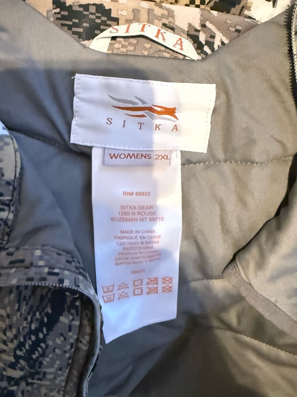 Women’s Sitka Celsius Mid Vest 2XL - Picture 3 of 5